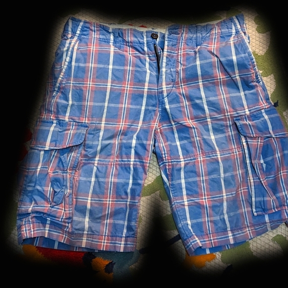 H&M cargo shorts - Picture 1 of 3